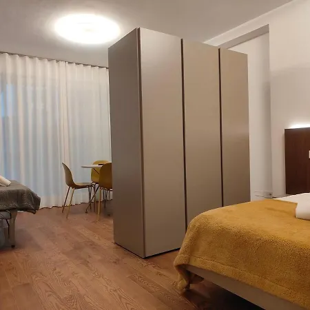 Cconforthotels 104 Case de vacanță Bari