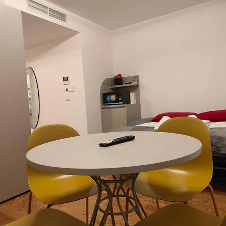 Cconforthotels 104 Ferienhaus Bari